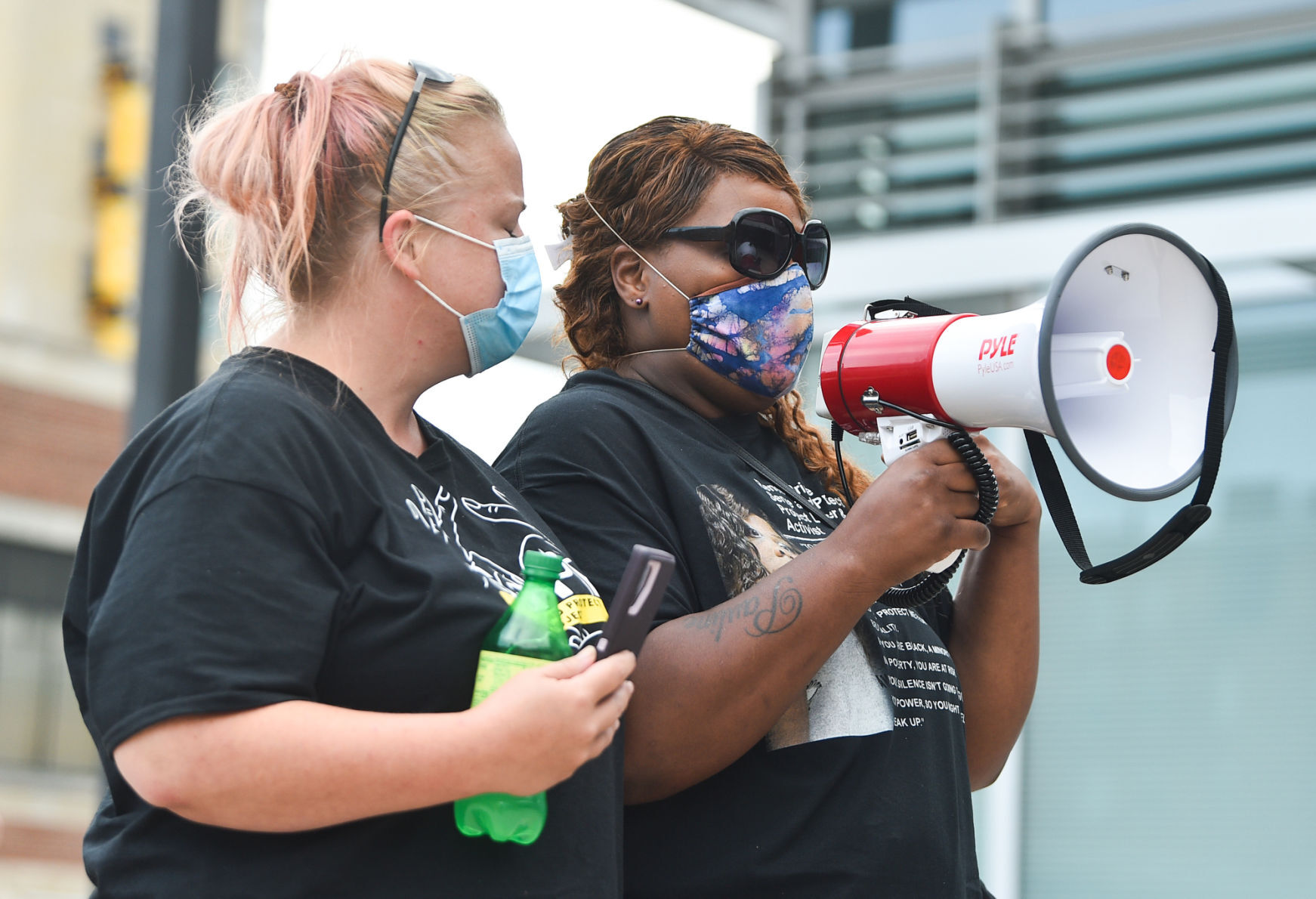 082320-qc-nws-protest-004